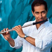 Flautista Néstor Torres se presentará en antiguo monasterio español de North Miami Beach