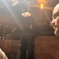 ‘TEBAS LAND’: LA COMUNIÓN DEL ESCRITOR Y EL PARRICIDA EN EL BLACK BOX DEL MIAMI-DADE COUNTY AUDITORIUM
