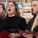Seraphic Fire Explores Water Themed Choral Music In Candlelight Concert