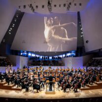 Exaltación y experimentación en el inicio de la temporada de la New World Symphony 